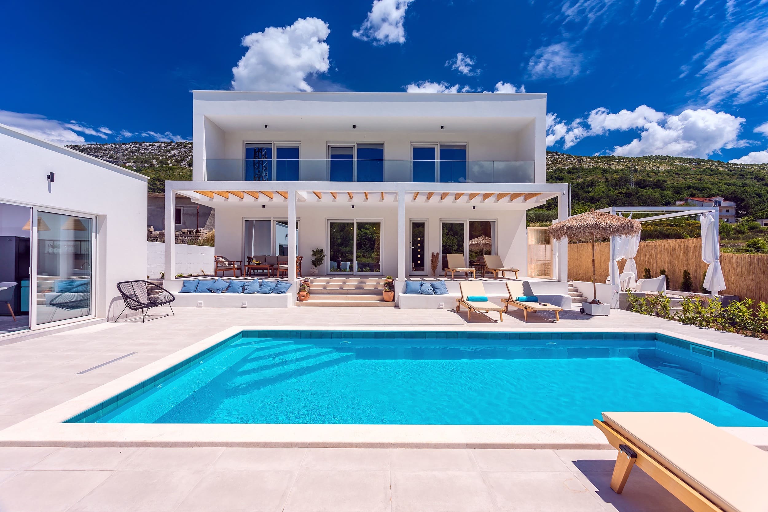 Smart-design-Villa-ZEN-Tugare-01